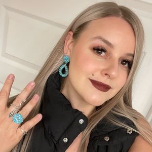 Meet your Posher, Christian